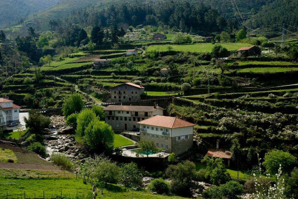 הוילה Alvoco da Serra Casa Da Ponte מראה חיצוני תמונה